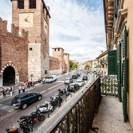 Loggia Dei Gavi Apartment Verona